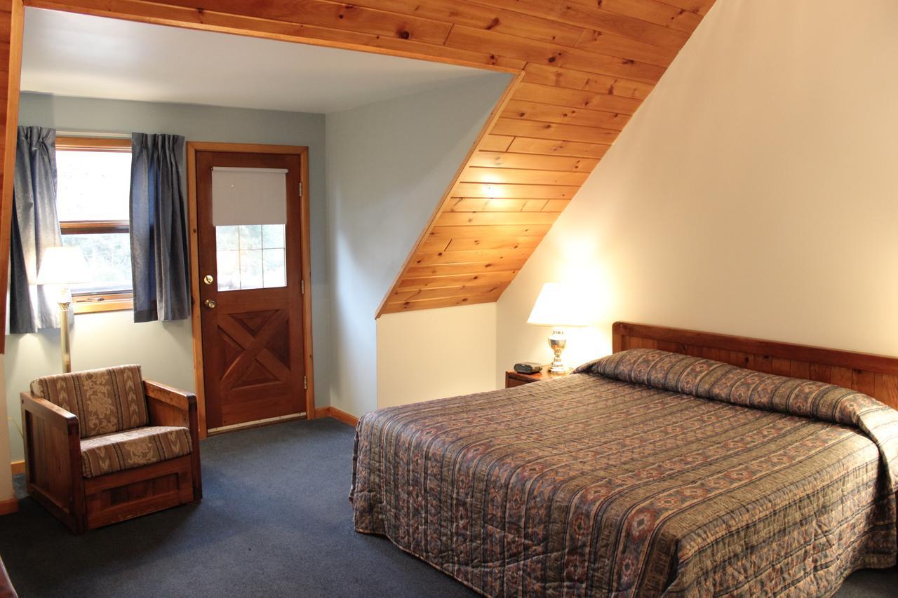 Nootka Lodge Woodsville 외부 사진