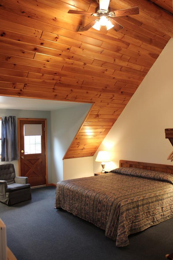 Nootka Lodge Woodsville 외부 사진
