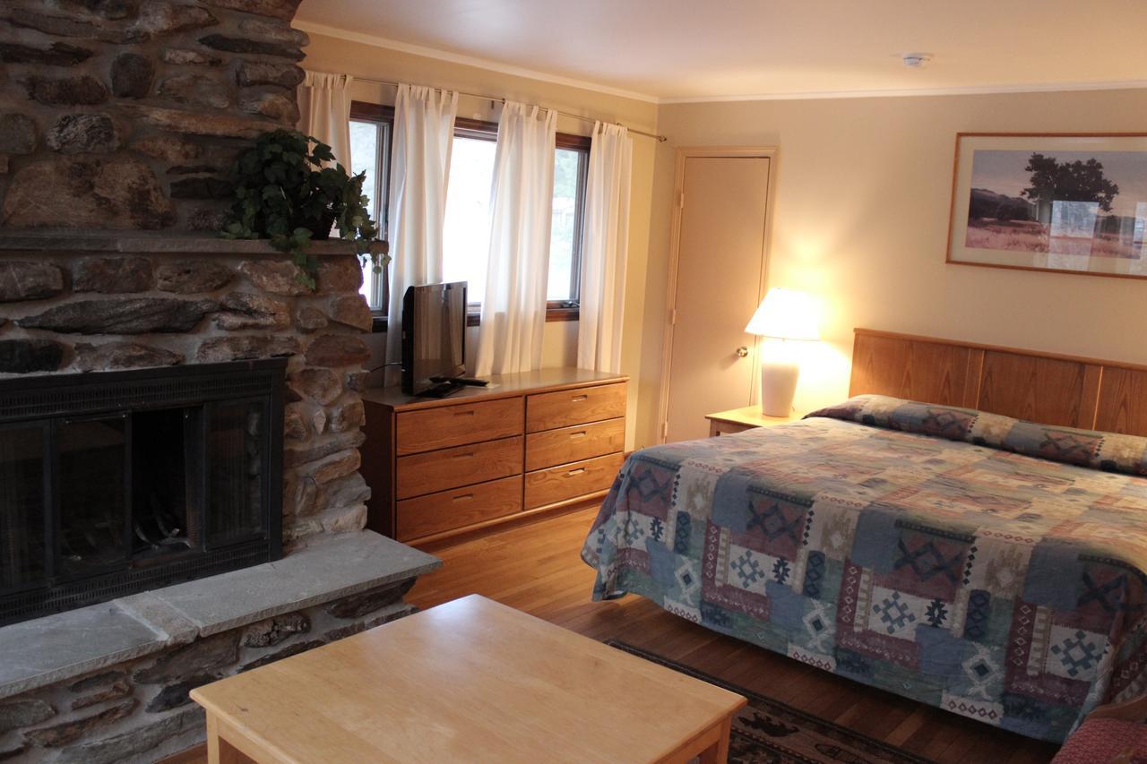Nootka Lodge Woodsville 외부 사진